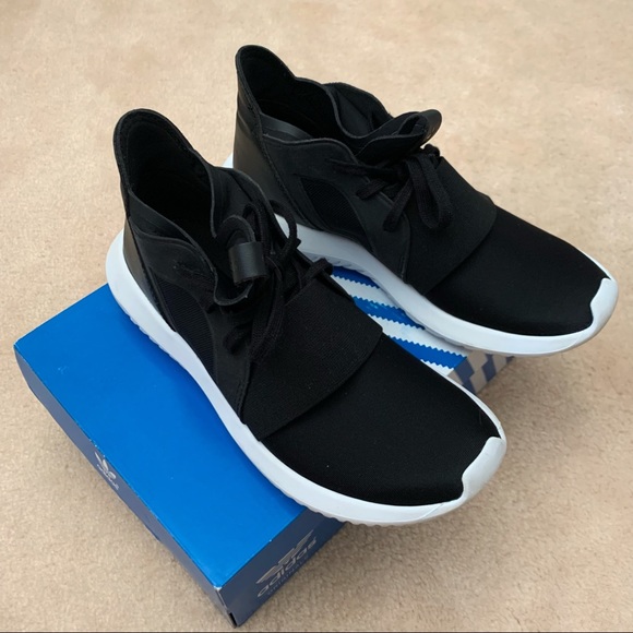 Adidas Tubular Women’s - Picture 3 of 11